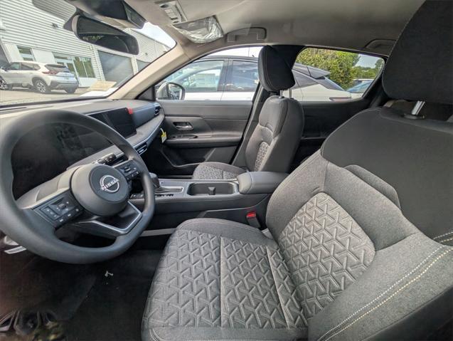 new 2025 Nissan Kicks car, priced at $24,571