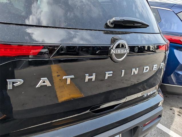 new 2024 Nissan Pathfinder car, priced at $40,738