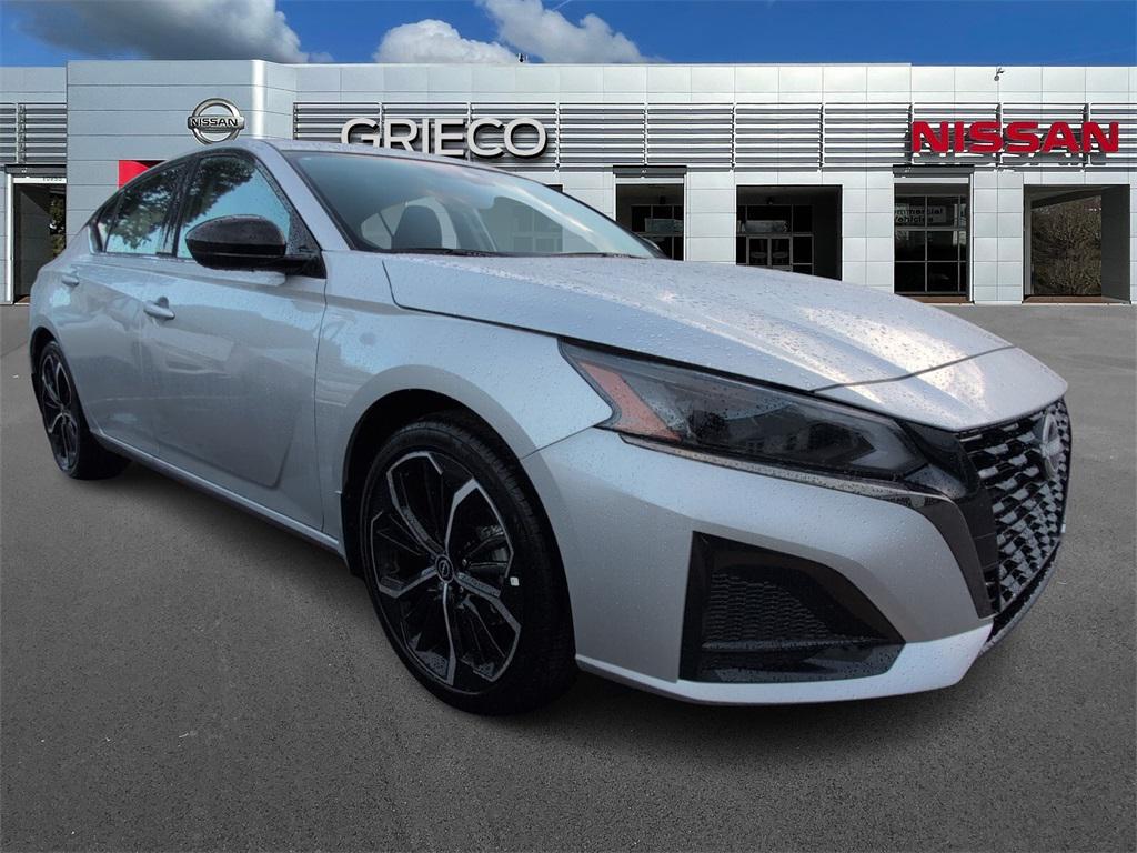 new 2025 Nissan Altima car, priced at $28,504