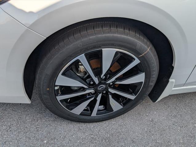 new 2025 Nissan Sentra car, priced at $25,820