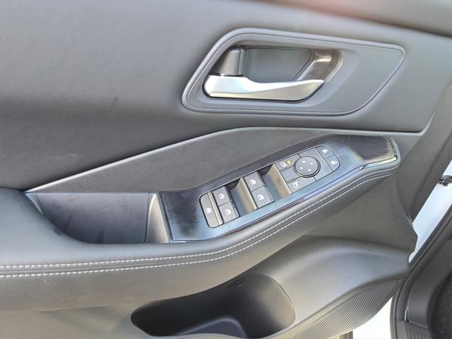 new 2025 Nissan Rogue car, priced at $29,889