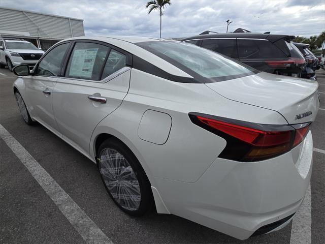 new 2025 Nissan Altima car, priced at $34,167