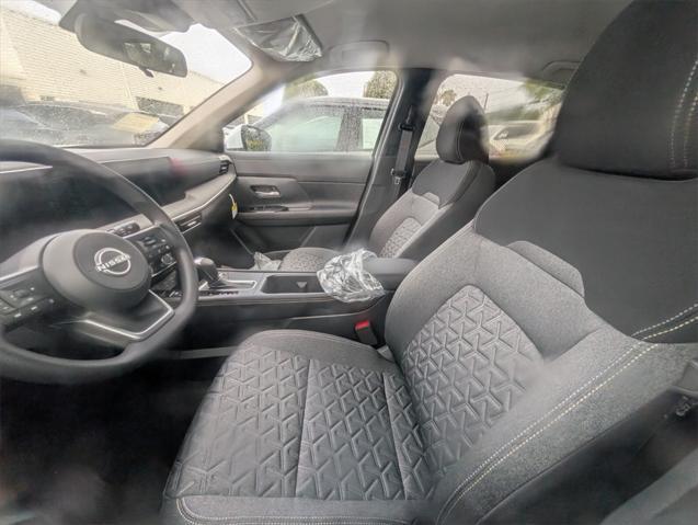 new 2025 Nissan Kicks car, priced at $25,549