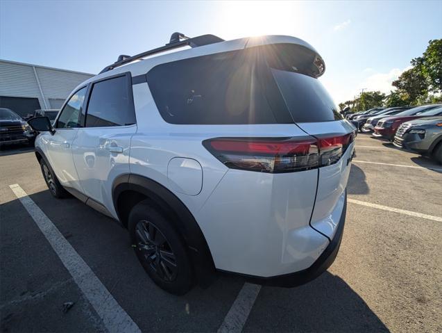 new 2025 Nissan Pathfinder car, priced at $40,147