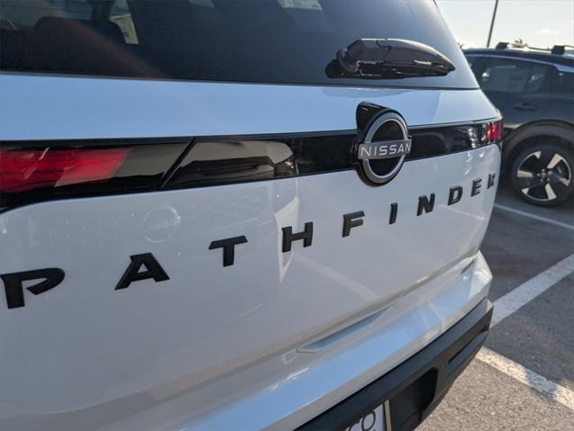 new 2025 Nissan Pathfinder car, priced at $40,147