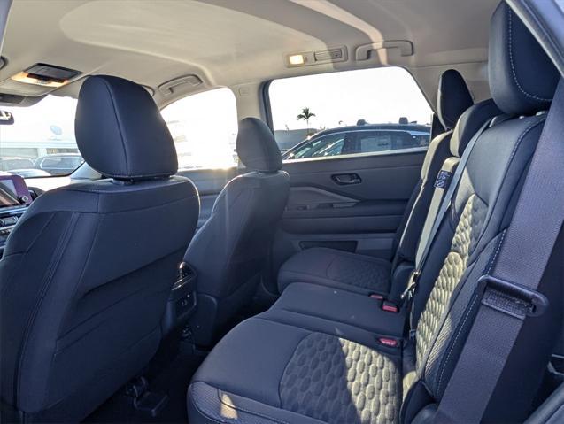 new 2025 Nissan Pathfinder car, priced at $40,147