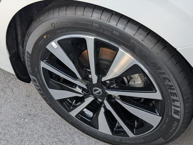 new 2025 Nissan Sentra car, priced at $25,797