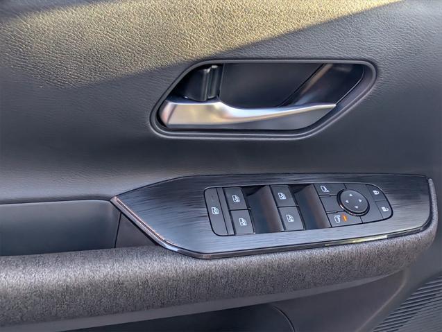 new 2025 Nissan Kicks car, priced at $25,003