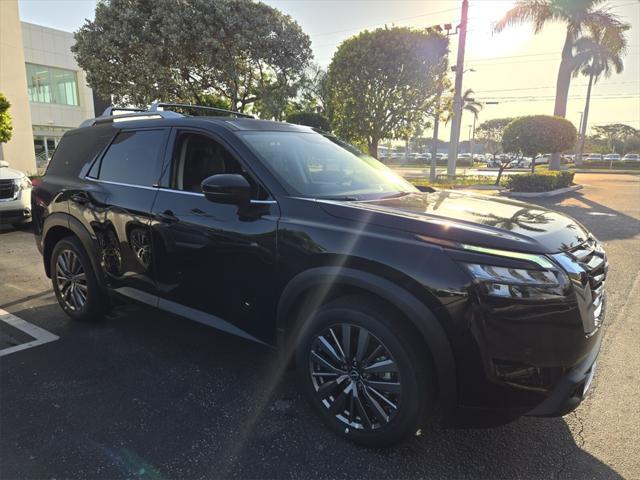 new 2025 Nissan Pathfinder car, priced at $43,616