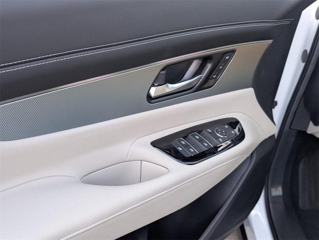 new 2025 Nissan Murano car, priced at $45,591