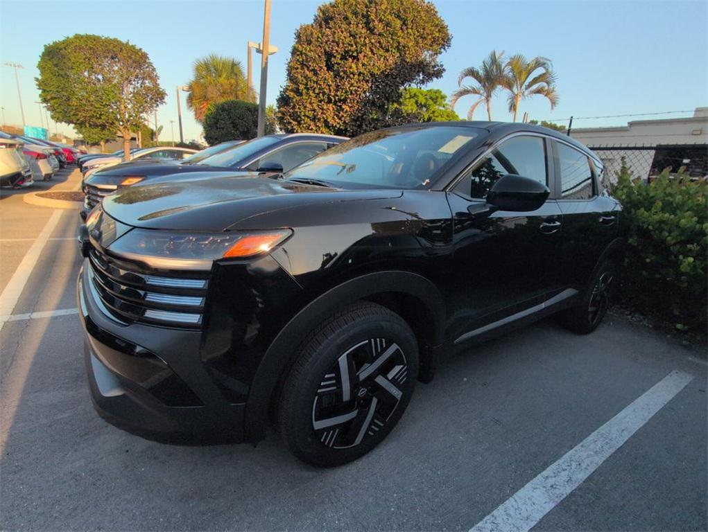 new 2025 Nissan Kicks car, priced at $22,879