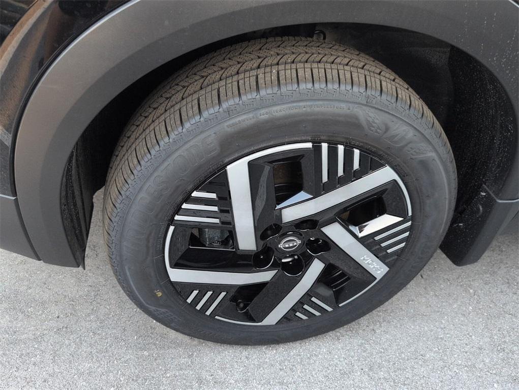 new 2025 Nissan Kicks car, priced at $22,879