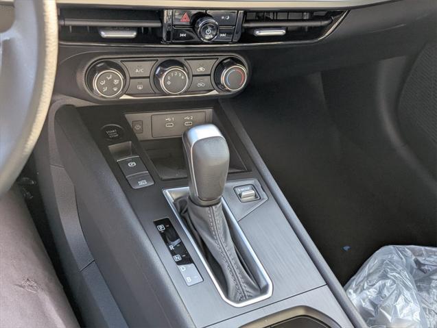 new 2025 Nissan Kicks car, priced at $24,571