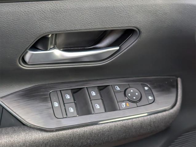new 2025 Nissan Kicks car, priced at $24,811