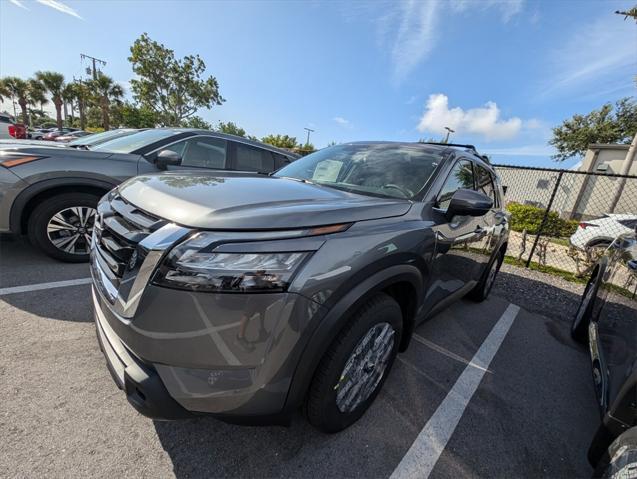 new 2024 Nissan Pathfinder car, priced at $39,623