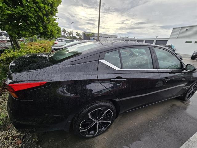 new 2025 Nissan Altima car, priced at $30,884