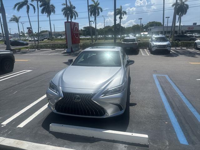 used 2025 Lexus ES 350 car, priced at $44,598