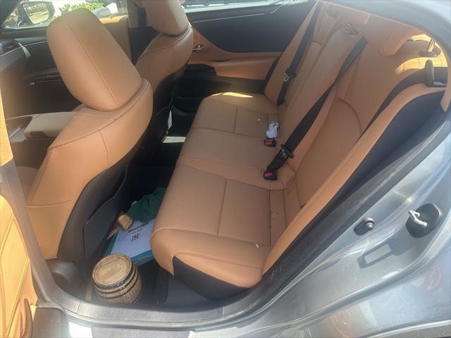 used 2025 Lexus ES 350 car, priced at $44,598