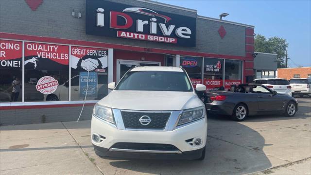 used 2014 Nissan Pathfinder car, priced at $8,495