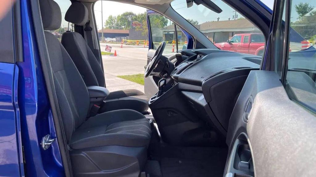 used 2017 Ford Transit Connect car, priced at $9,185