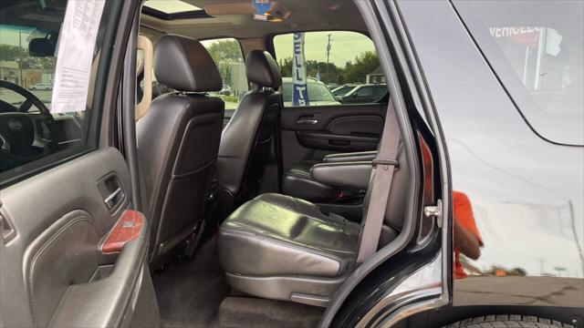 used 2009 Cadillac Escalade car, priced at $9,995