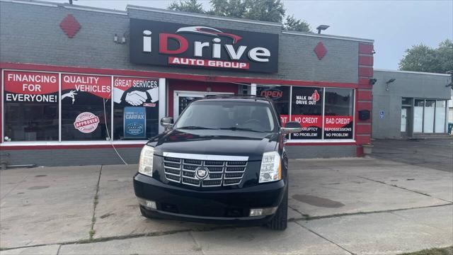 used 2009 Cadillac Escalade car, priced at $9,995