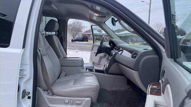 used 2014 Chevrolet Suburban car, priced at $11,995