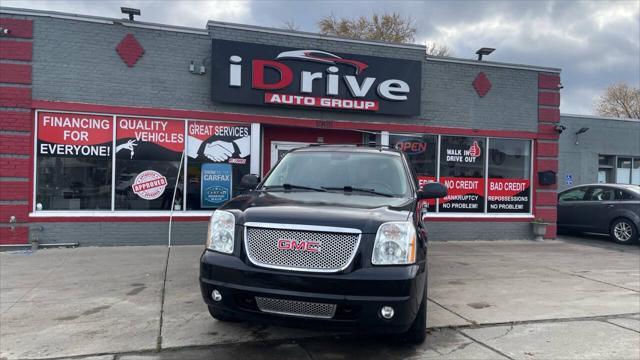 used 2013 GMC Yukon car, priced at $14,995