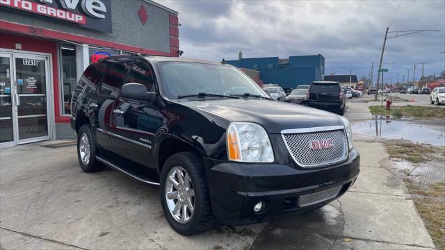 used 2013 GMC Yukon car, priced at $14,995