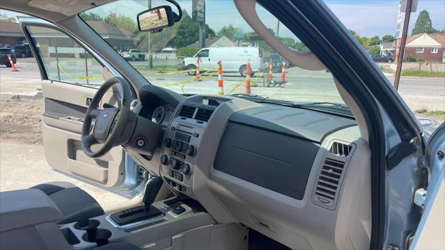 used 2009 Ford Escape Hybrid car, priced at $8,095