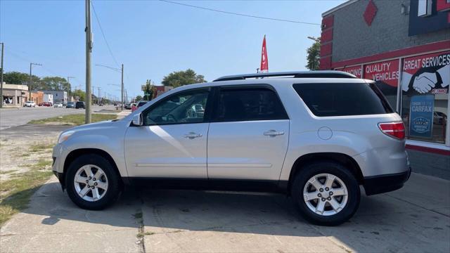 used 2009 Saturn Outlook car, priced at $7,495