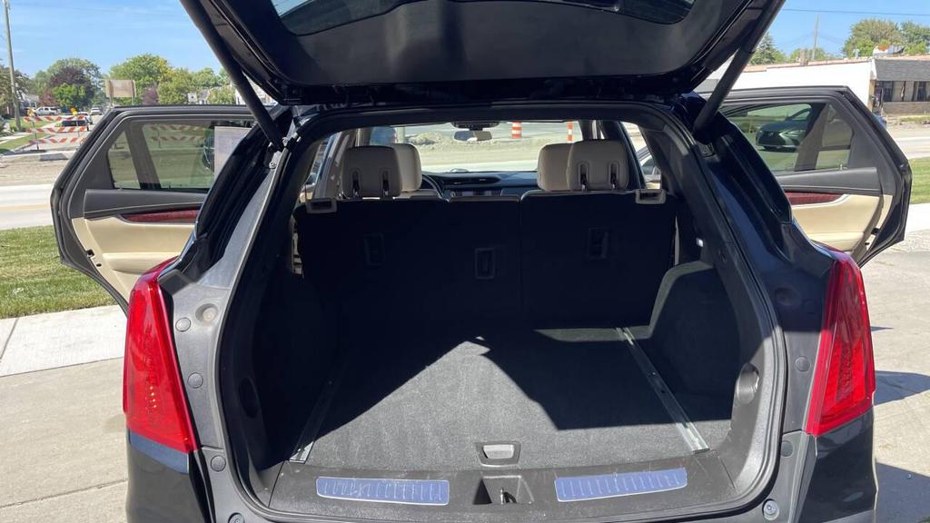 used 2017 Cadillac XT5 car, priced at $12,495