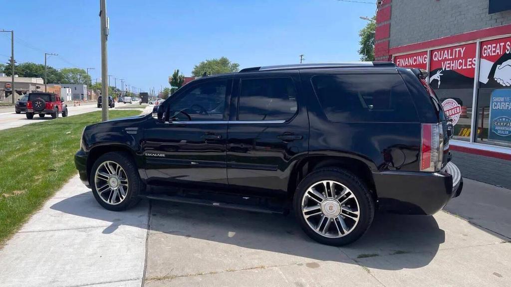 used 2012 Cadillac Escalade car, priced at $13,995