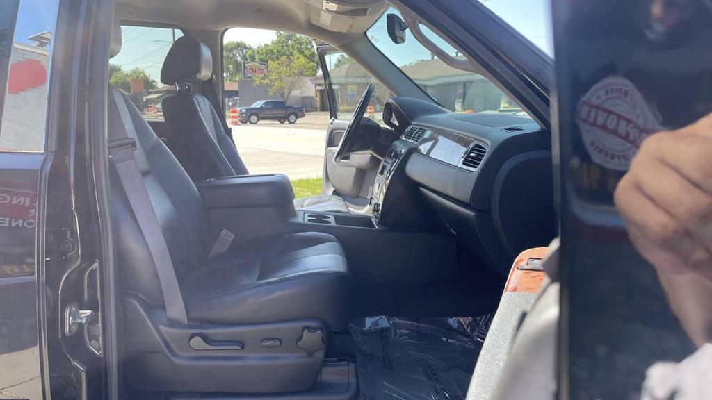 used 2013 Chevrolet Avalanche car, priced at $14,795