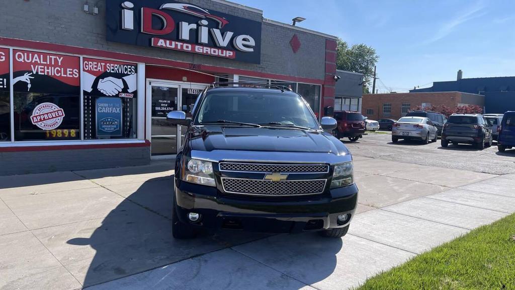 used 2013 Chevrolet Avalanche car, priced at $14,995