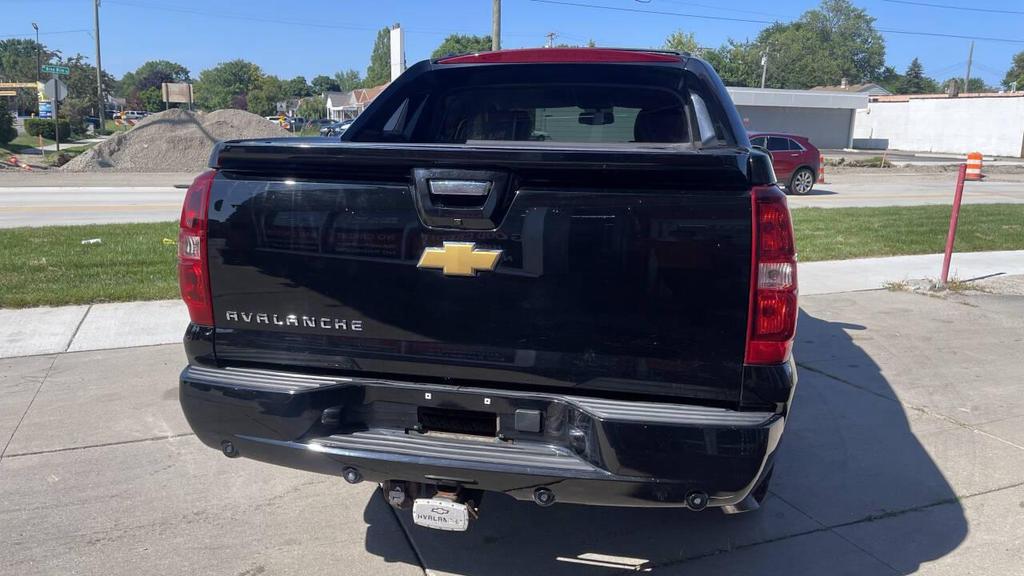 used 2013 Chevrolet Avalanche car, priced at $14,795