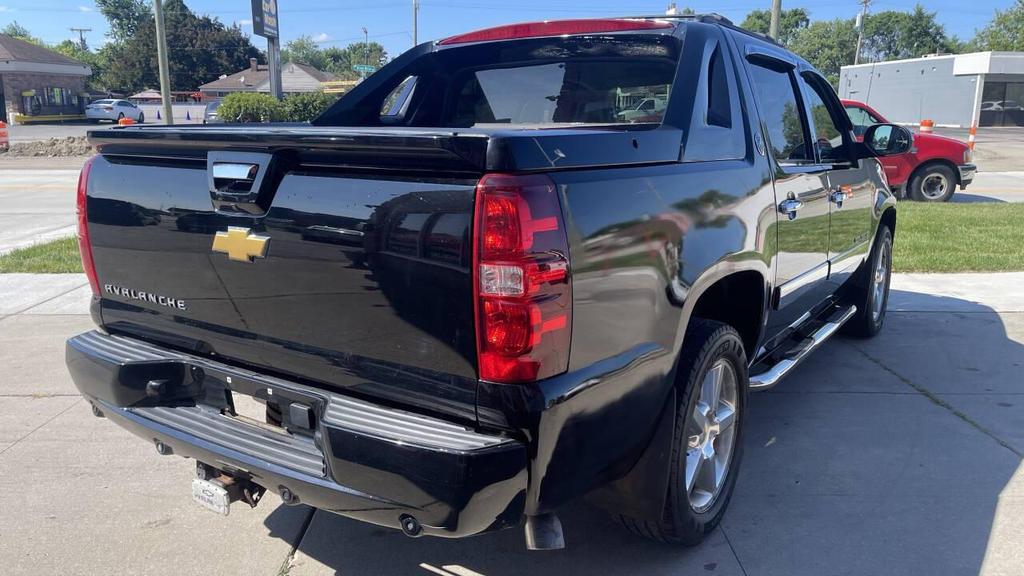used 2013 Chevrolet Avalanche car, priced at $14,795