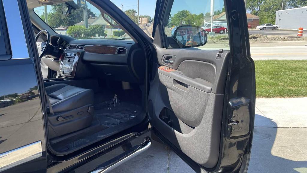 used 2013 Chevrolet Avalanche car, priced at $14,795