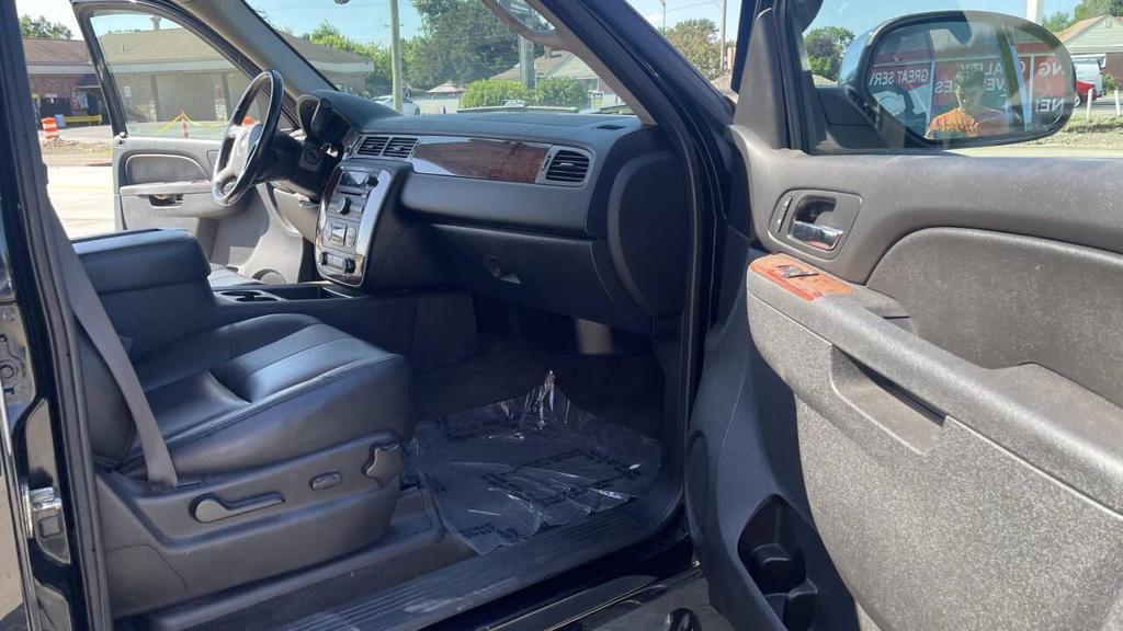 used 2013 Chevrolet Avalanche car, priced at $14,795