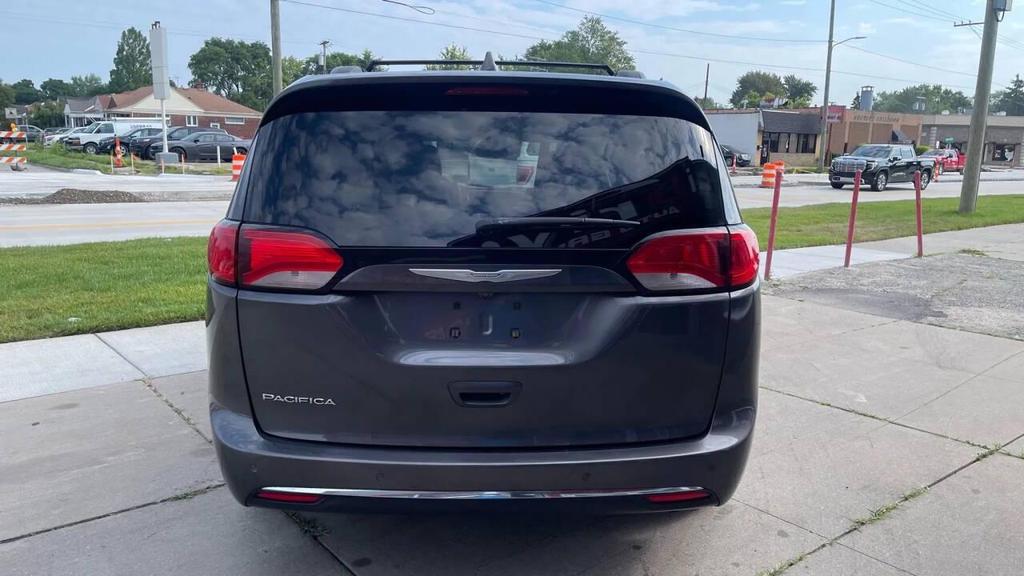used 2017 Chrysler Pacifica car, priced at $11,995