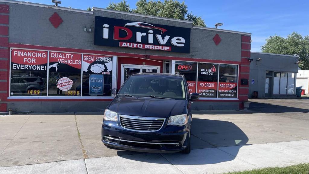 used 2016 Chrysler Town & Country car, priced at $8,310
