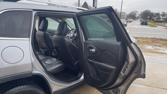 used 2015 Jeep Cherokee car, priced at $11,995