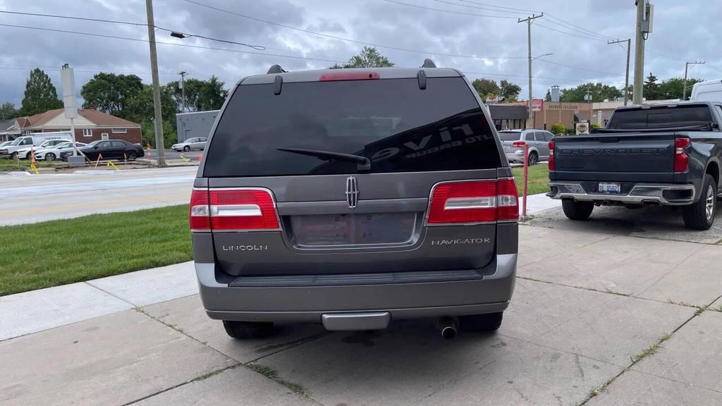 used 2014 Lincoln Navigator car, priced at $12,995