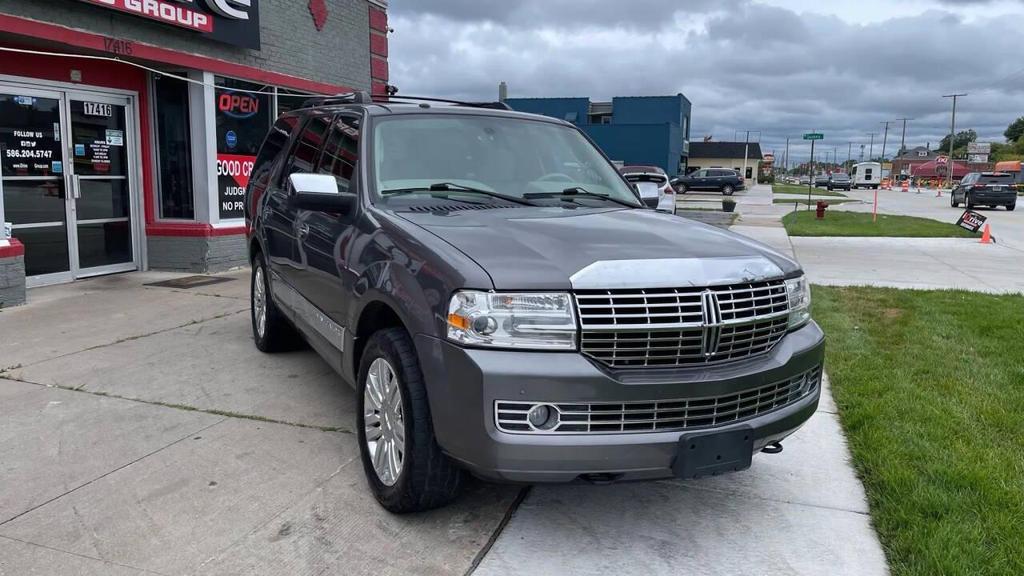 used 2014 Lincoln Navigator car, priced at $12,995