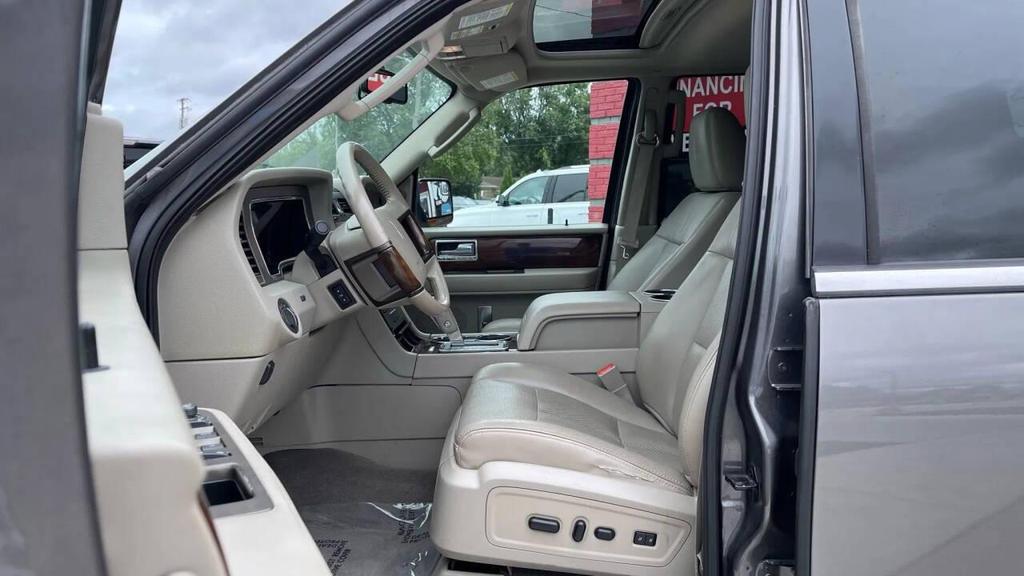 used 2014 Lincoln Navigator car, priced at $12,995