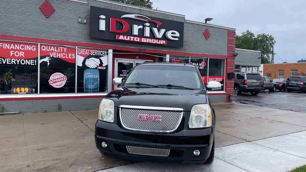 used 2011 GMC Yukon XL car, priced at $5,995