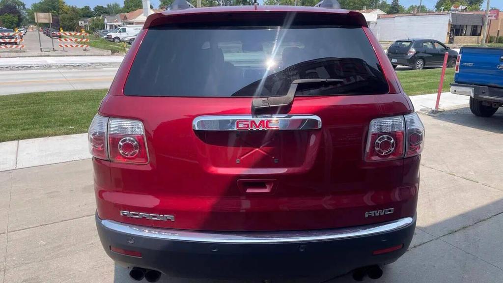 used 2012 GMC Acadia car, priced at $8,395