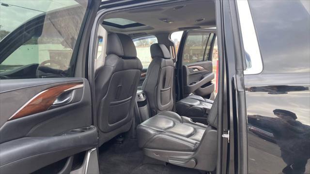 used 2018 Cadillac Escalade ESV car, priced at $20,995