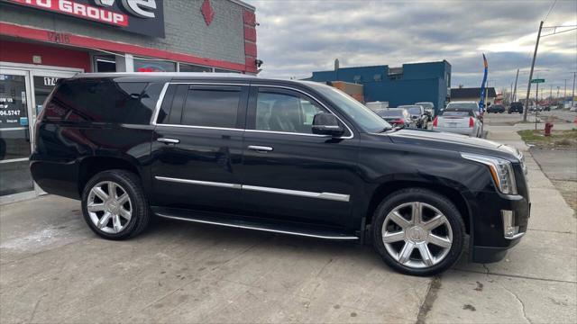 used 2018 Cadillac Escalade ESV car, priced at $20,995