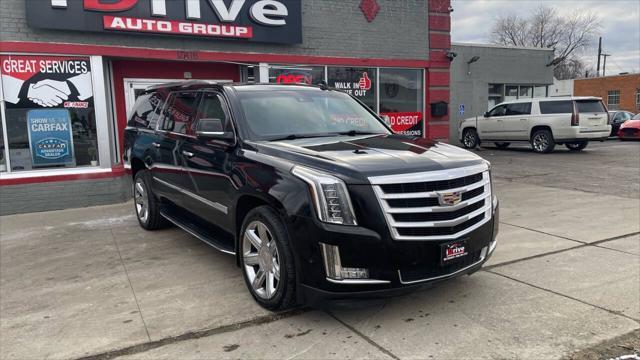 used 2018 Cadillac Escalade ESV car, priced at $20,995